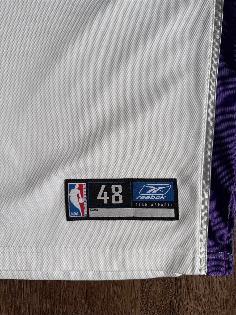 Vintage Authentic Reebok White & Purple Bibby Sacramento Kings Basketball Jersey - Picture 4 of 7